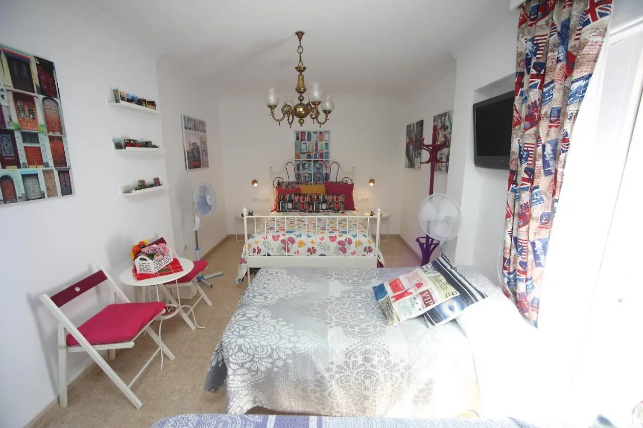 La Casa De La Abuela Rosy Apartment Malaga Homestay